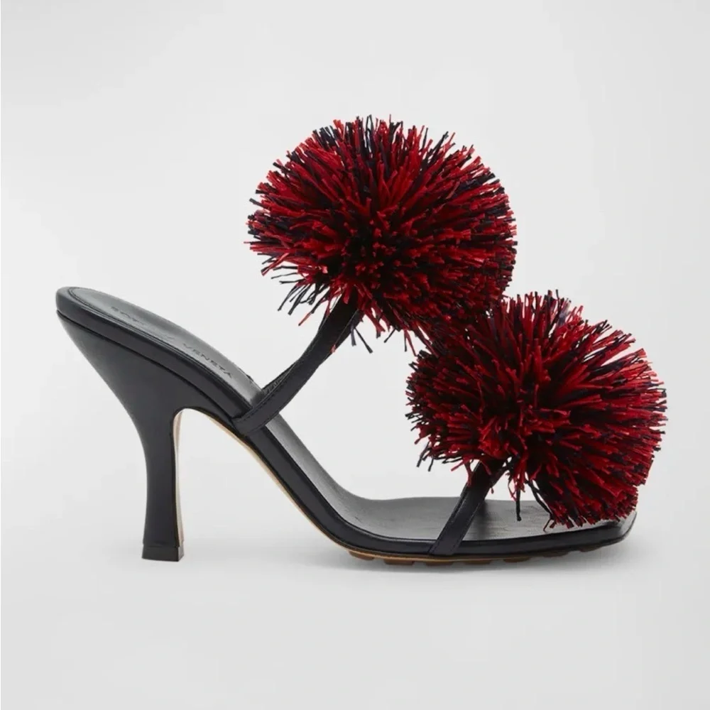 NWOB Bottega Veneta Adam Leather Two-Band Pom Sandals size 37.5